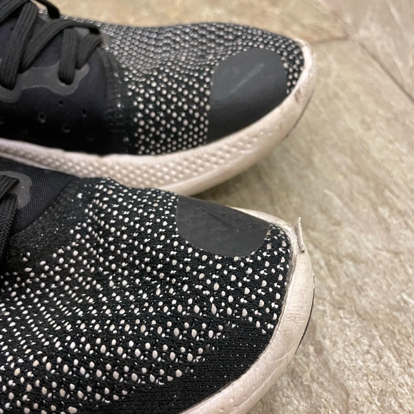 Nike Joyride Run Flyknit Women's size 8.5 used good condition - Picture 4 of 6